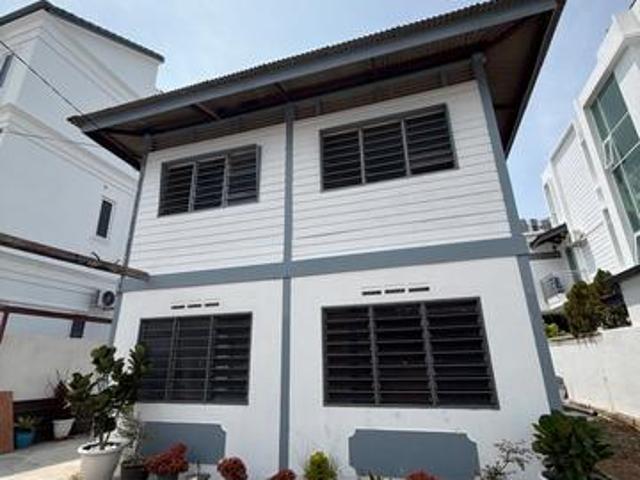 Strategic House for Rent in Gelugor Open for StudentsFamily