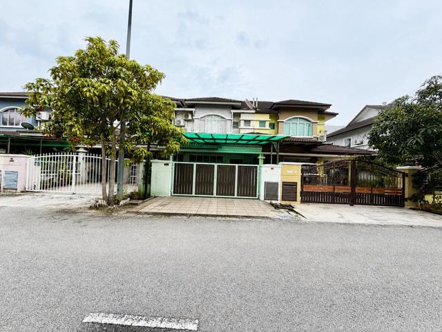 STRATEGIC LOCATION 2 Storey Terrace Taman Putra Impiana Puchong