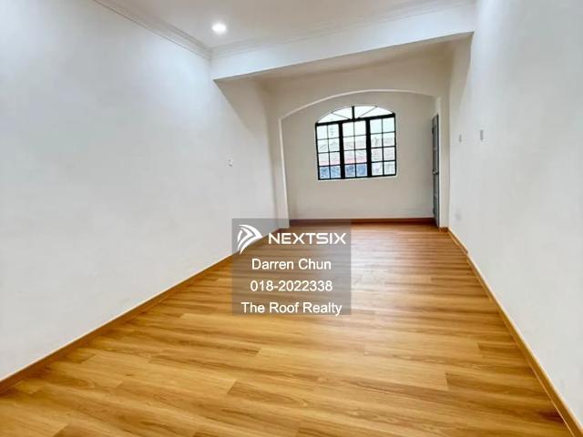 Strategic Location, Gated & Guarded | Taman Redang @Tmn Molek Double Storey Terrace House