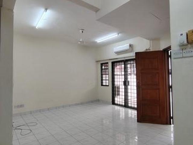 STRATEGIC LOCATION Double Storey House Seksyen 4 Tambahan Bangi