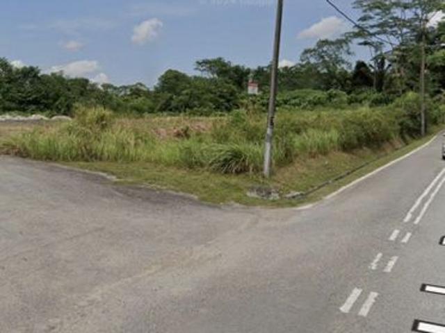 Strategic Location Lake Garden Seremban