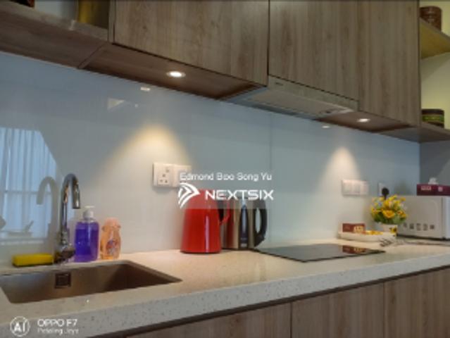 Strategic location, nearby Straits International and Heng Ee High School, Airport, SQFT: 1450 Renovated Kitchen 3 Aircond 2 heater Sofa Number of Car Park: 1 car park RM1900 2 car park RM2000