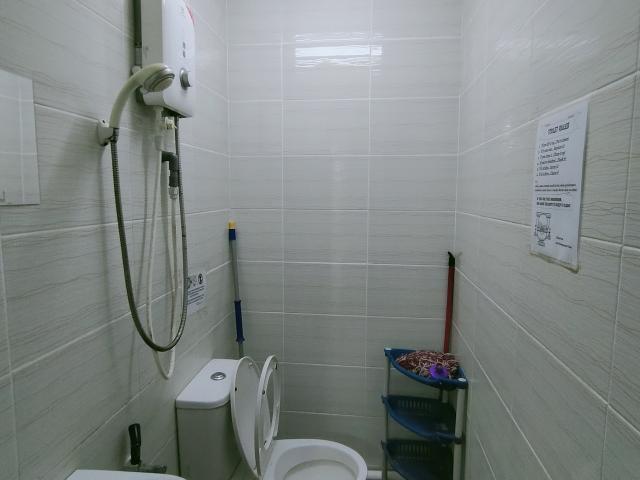 Strategic Location Nearby TTDI MRT Station & Uptown. Room at Damansara Utama For Rent