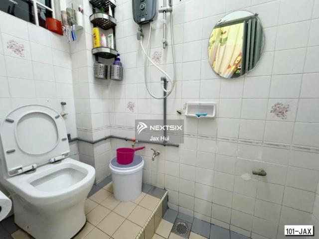 Strategically located at Jalan Stutong