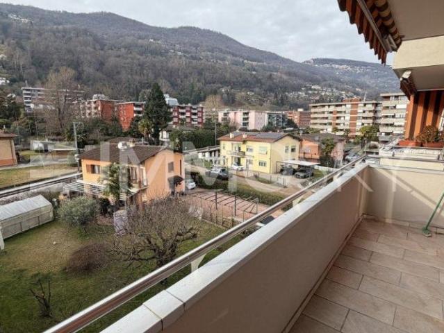 Strategisches Einzimmerapartment nur wenige Schritte von der italienischen Grenze entfernt