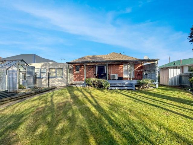 strathern, 3 bedrooms