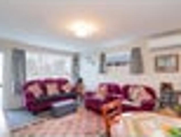 Strathern, 2 bedrooms, $440 pw