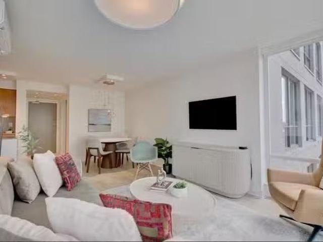 Strathmore Mews