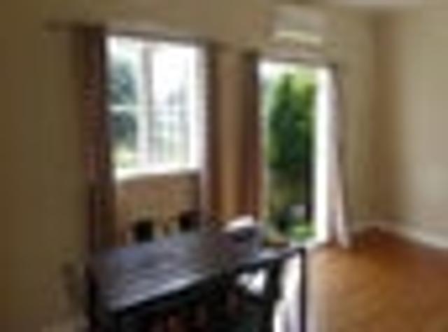 Strathmore Park, 2 bedrooms, $515 pw