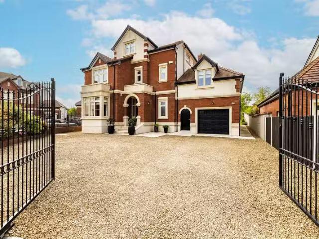 Streamstown Wood, Streamstown Lane, Malahide, Co. Dublin, K36.