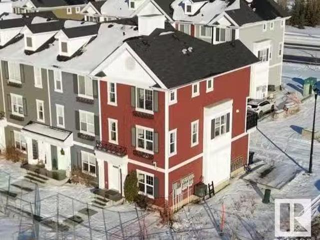 Street, Fort Saskatchewan, AB, T8L 2R6 townhouse for sale.