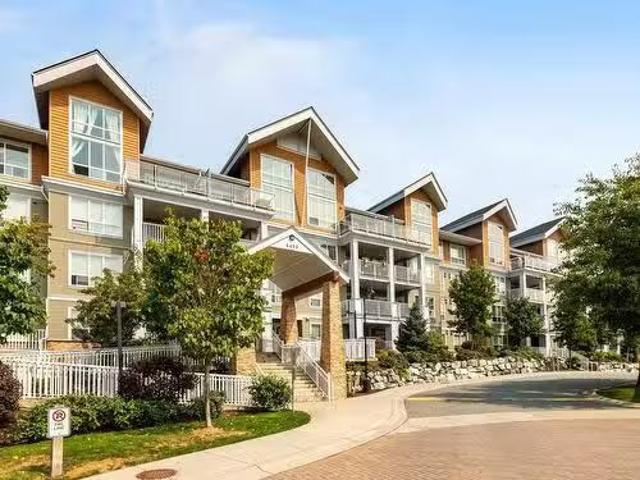 Street, Surrey, BC, V4N 6J9 Single Family Property For Sale.