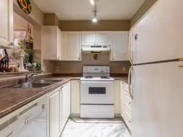 Street, Surrey, BC, V3T 5W2 Single Family Property For Sale.