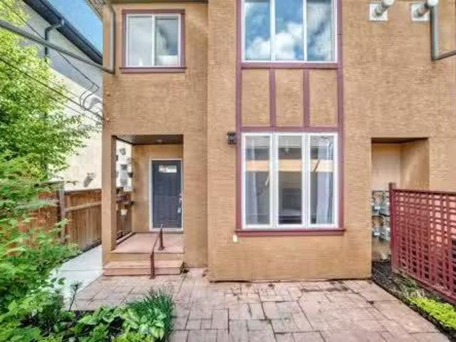 Street Sw, Calgary, AB, T3E 2L5 townhouse for sale Listing.