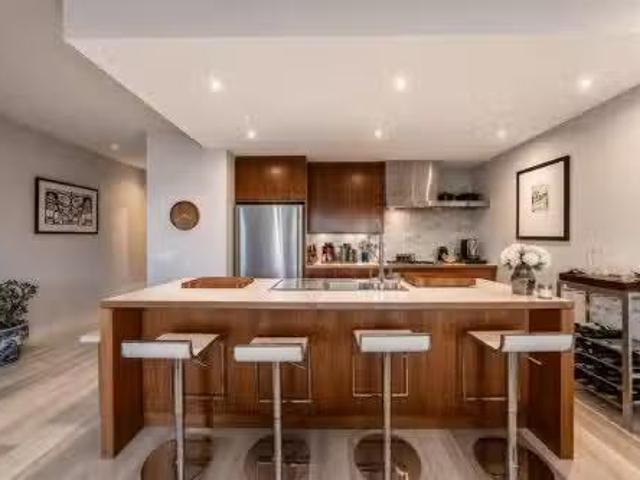 Street Sw, Calgary, AB, T2T 4M4 condo for sale Listing ID.