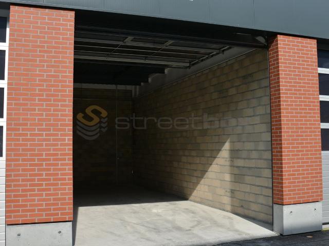 Streetbox de 60m2 au rez très bien situé ! Box n°35
