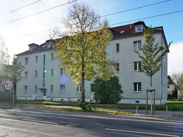 Strehlen: Loggia + Wanne
