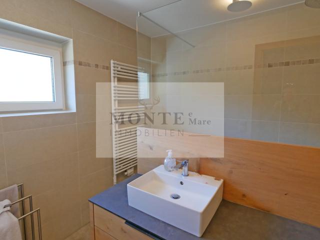 Streifblick! Herrliche Dachterrassen Wohnung im Zuhäusl Ski in _ Ski out auf der Sonnenseite Kitzbühels