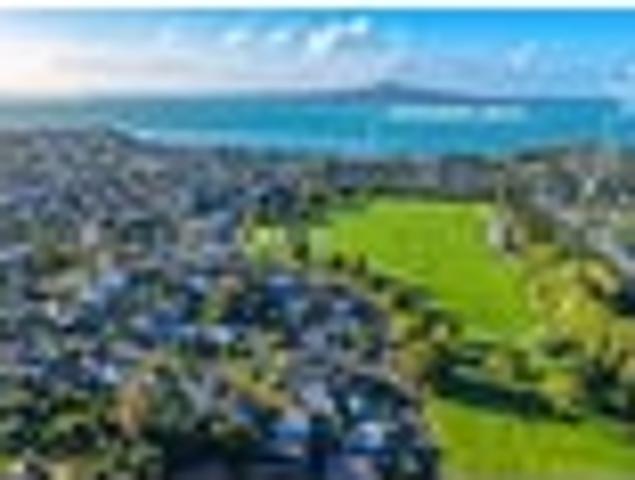 Striking Park and Sea Views