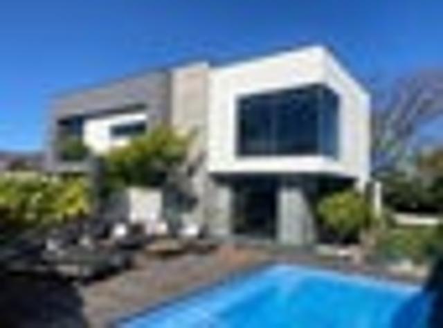 Strowan, 4 bedrooms, $1400 pw