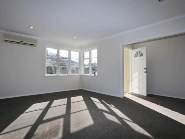 Student Property – two swellings, Six Bedroom – Bryndwr