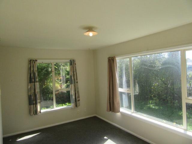 STUDENT PROPERTY – 5 Bedrooms – ILAM