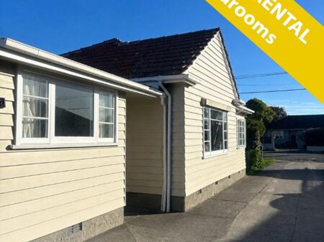 STUDENT PROPERTY – 6 Bedrooms 3 Bathrooms – Middleton Rd