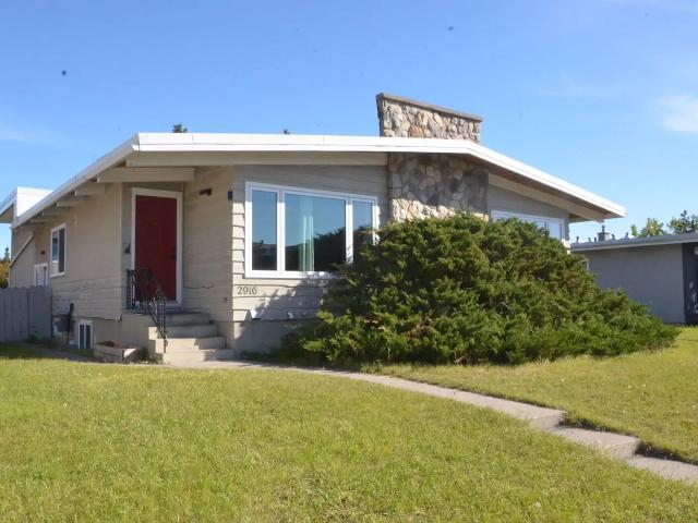 Student rental, 5 min away from the University of Calgary
