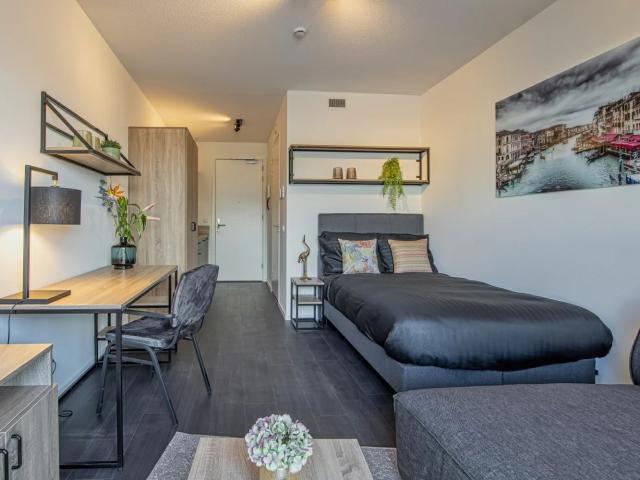 Student room fully furnished and equipped for 1500/month