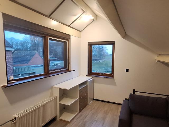 Studentenkamer 40m2 in rustig huishouden