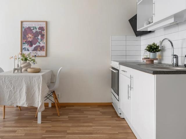 Studentlägenhet med separat kök och lugnt gårdsläg 29 m² 5 779 kr
