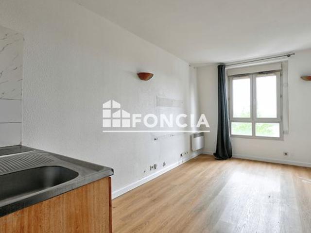 Studette à vendre à Cergy Saint Christophe – 5 minutes du RER A – Investissement locatif rentable