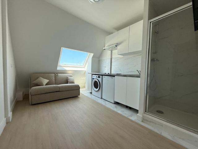Studette de 9,37m² dans le 16ème arrondissement de Paris