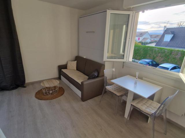 STUDI MEUBLE MAROLLES EN HUREPOIX