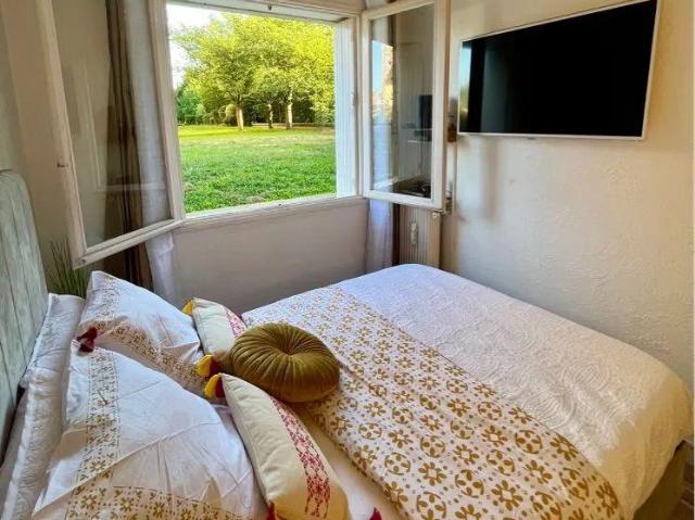 Studio16m2 à Versailles location minimum 3O jours