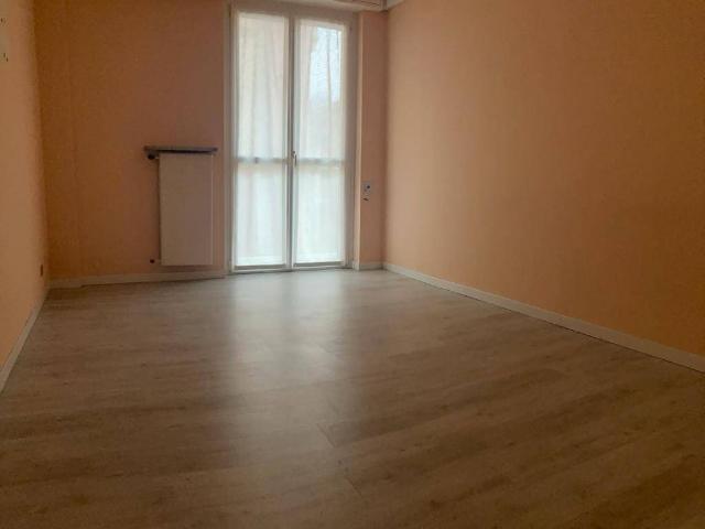Studio/Ufficio in affitto a Zogno, Centrale