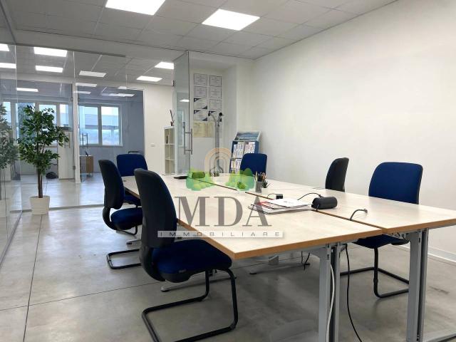 Studio/Ufficio in vendita a Alba Adriatica, Alba Adriatica