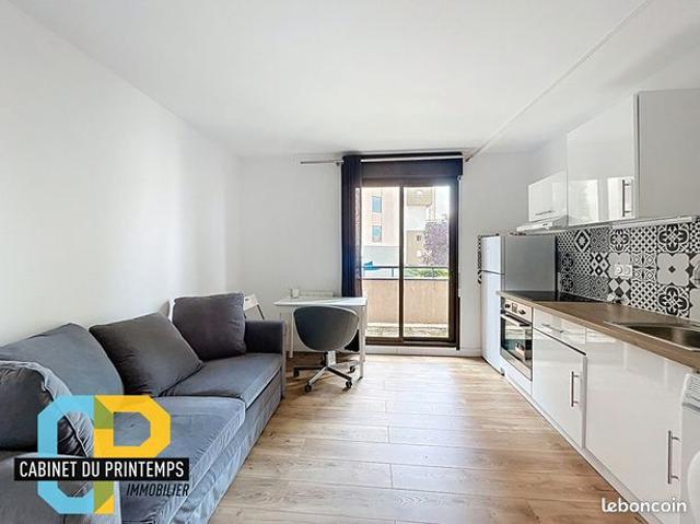 Studio 3 pièces 49 m²