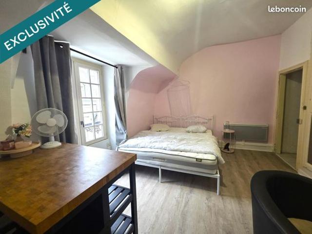 Studio 3 pièces 60 m²