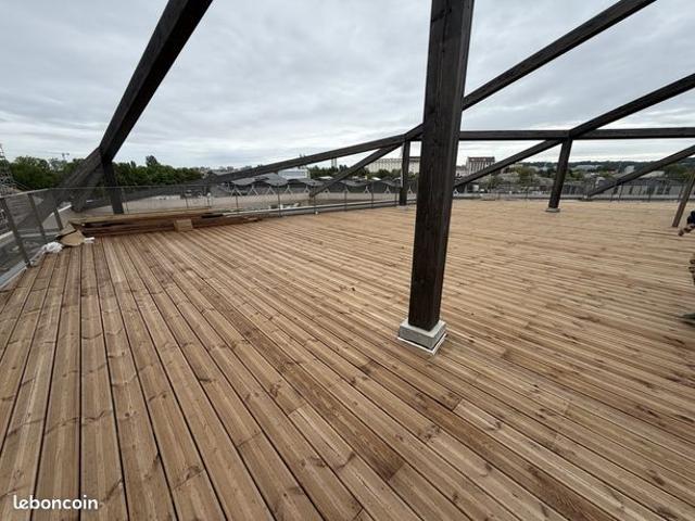 Studio 3 pièces 67 m²