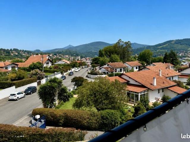 Studio 3 pièces 68 m²