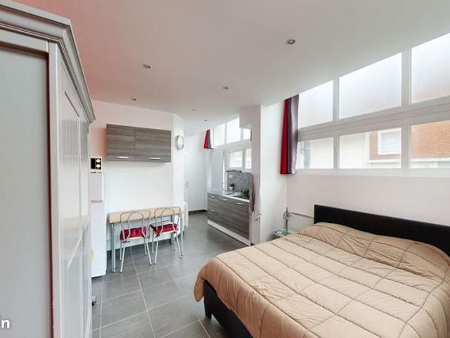 Studio 3 pièces 73 m²