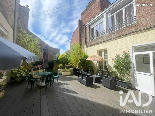 Studio 3 pièces 92 m²