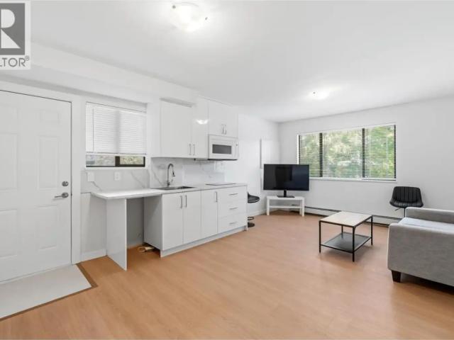Studio 3 ST. ANDREWS AVENUE