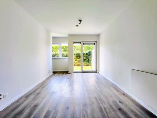 STUDIO 0CH/1SDD near Woluwe Shopping and the metro