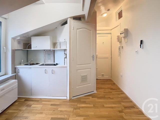 Studio 12 m²