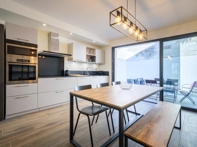 Studio 155m² 2Pièces Bordeaux 33000