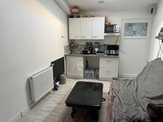 Studio / 15m² / Gravigny Balizy RER C