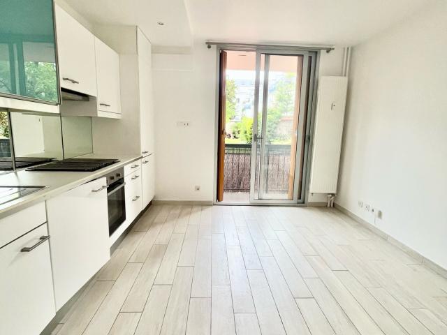 Studio 17,76 m2 à Vincennes