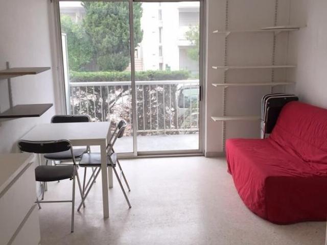 Studio 18.90 m² avec kitchenette équipée